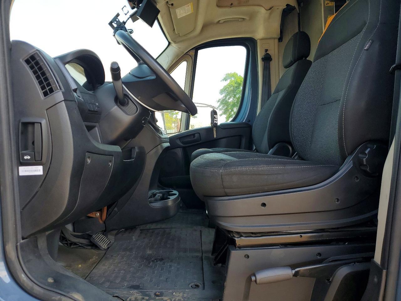 2019 Ram Promaster 3500 Delivery Van - Фото 7