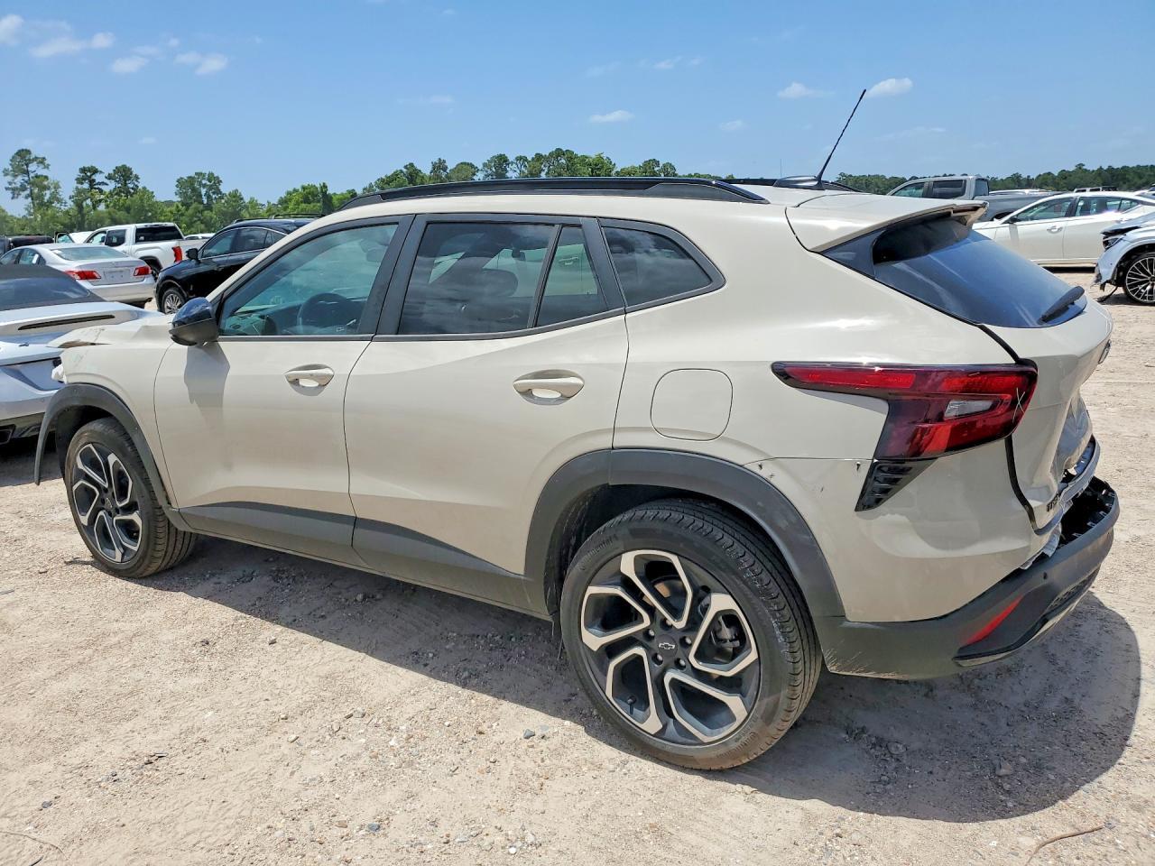 2026 Chevrolet Trax 2Rs - Фото 2