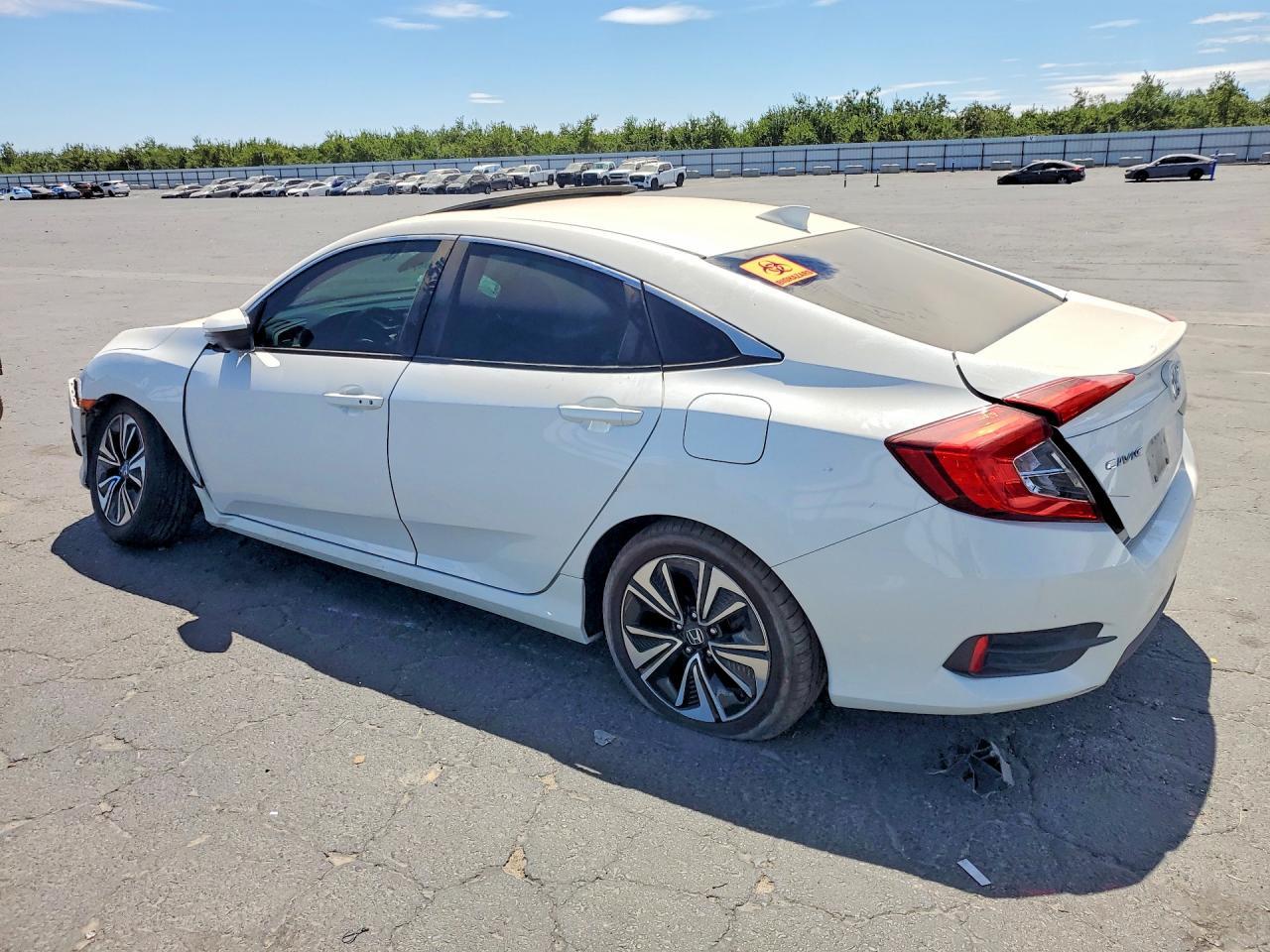 2017 Honda Civic Exl - Image 2