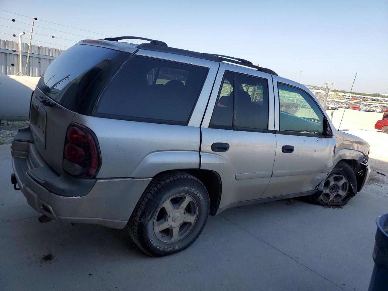2006 Chevrolet Trailblazer Ls - Фото 3