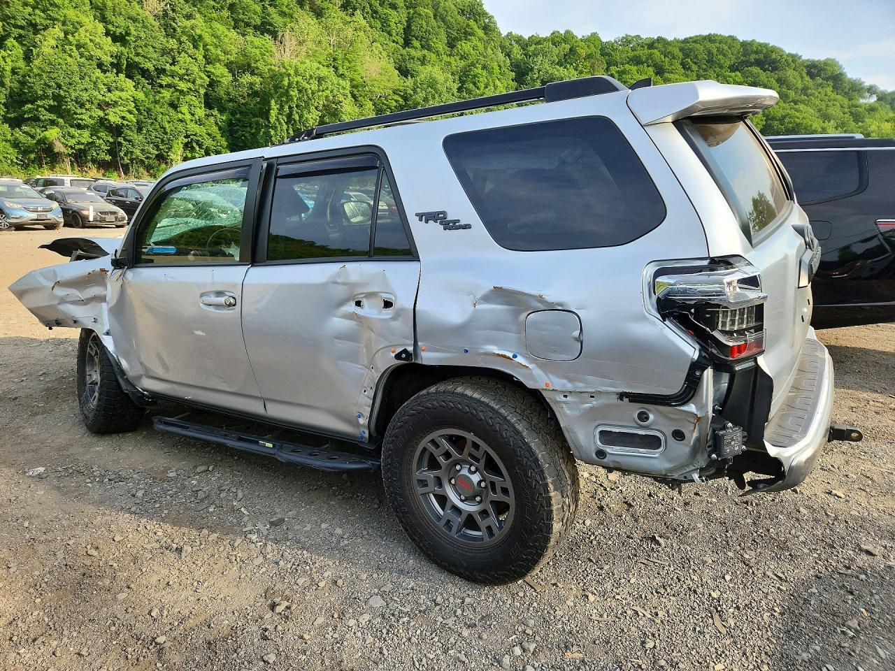 2022 Toyota 4Runner Trd Off-Road Premium - Фото 2