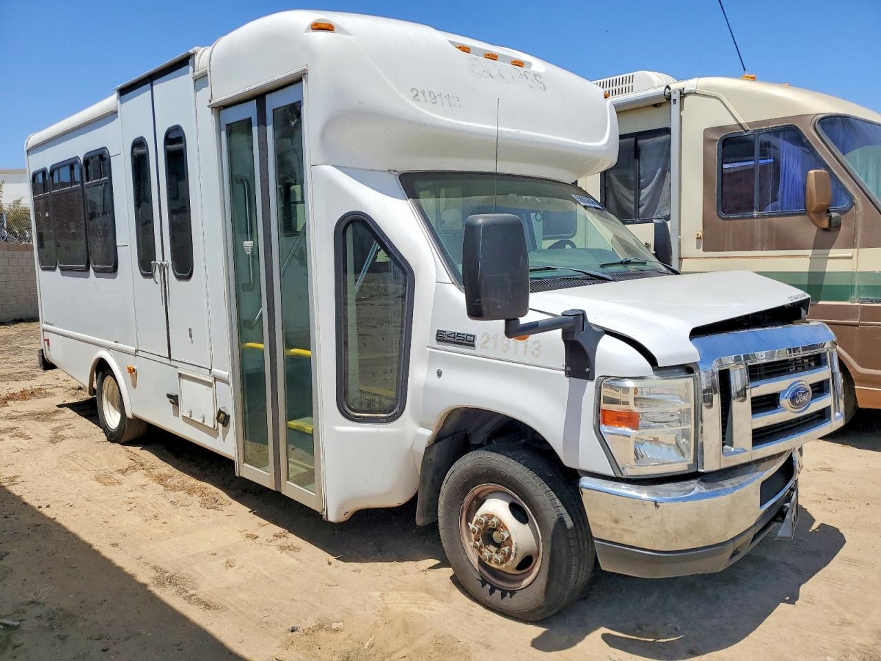 2019 Ford Access Shuttle Bus