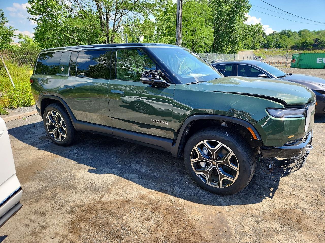 2026 Rivian R1S Adventure - Фото 4