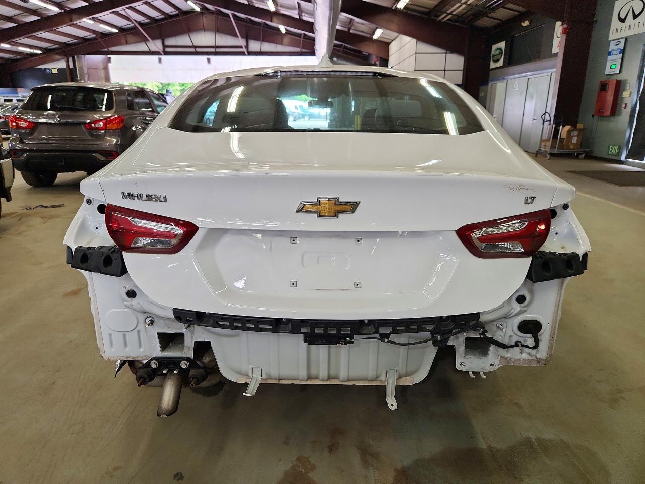 2022 Chevrolet Malibu Lt - Image 6