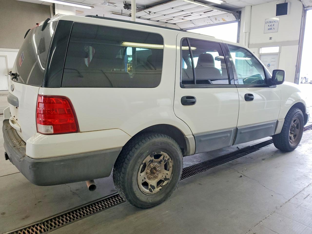2004 Ford Expedition Xlt - Фото 3