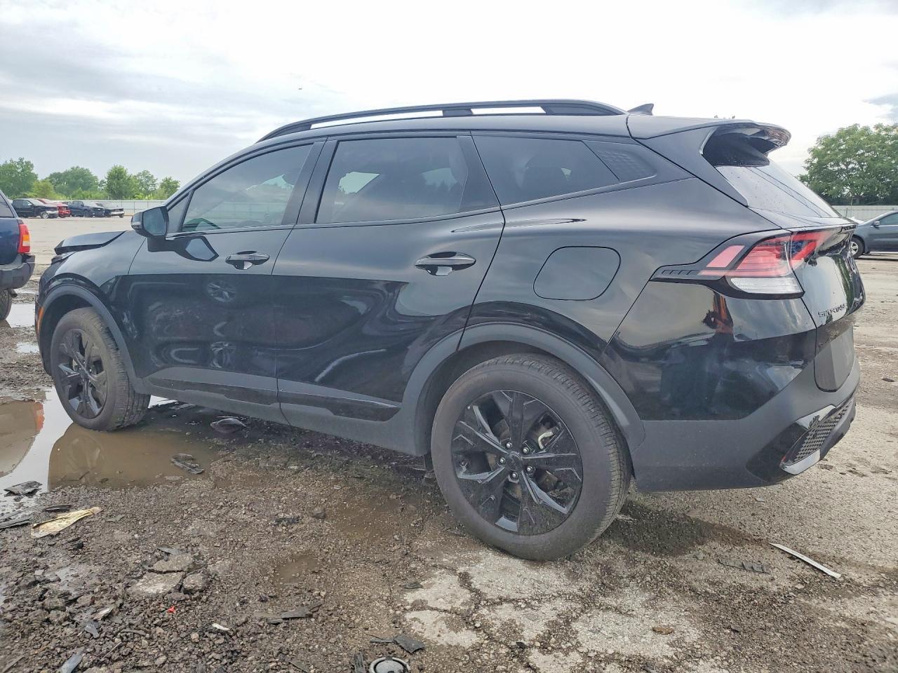 2025 Kia Sportage X Line - Image 2
