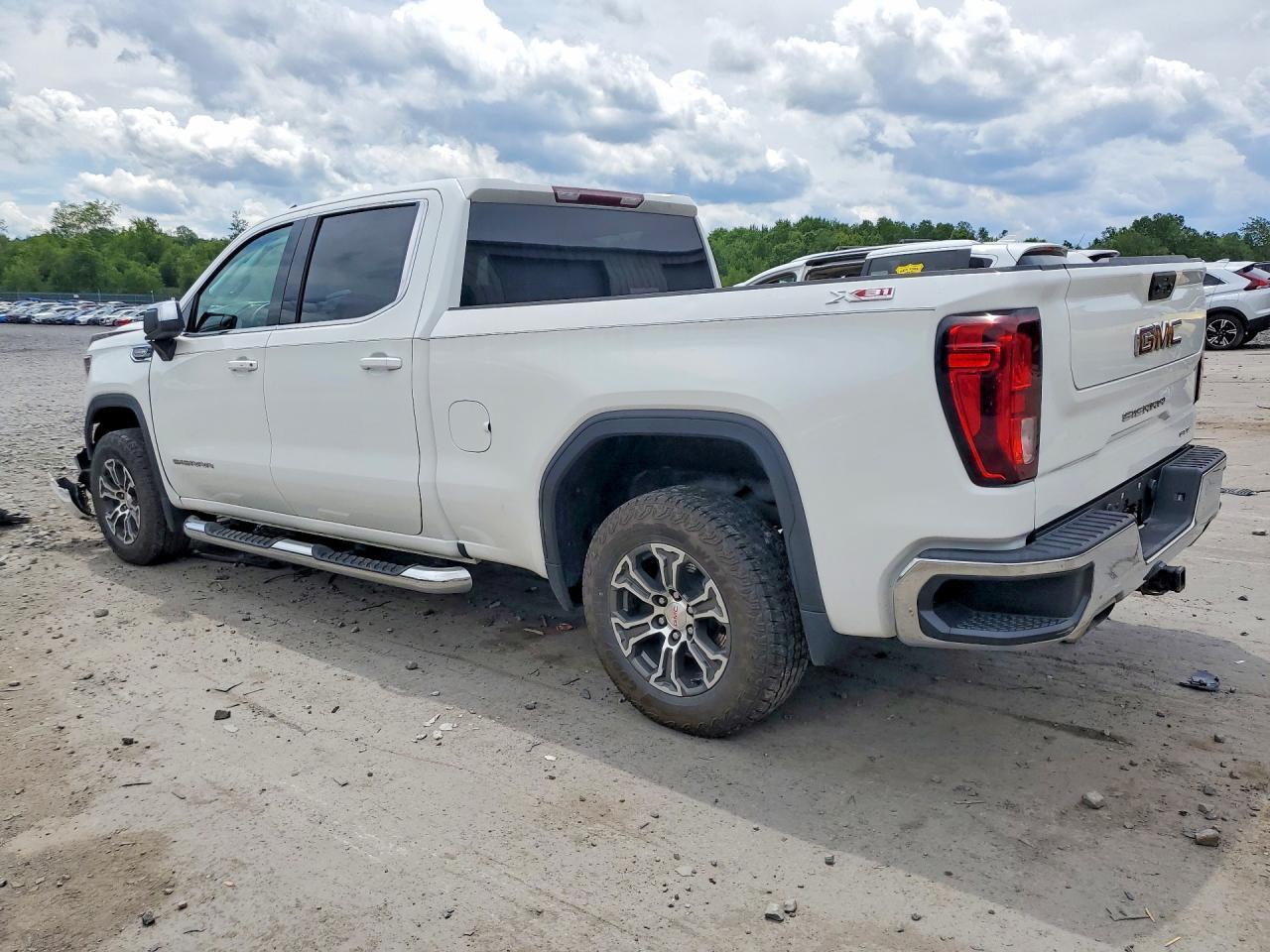 2023 GMC Sierra K1500 Sle - Image 2