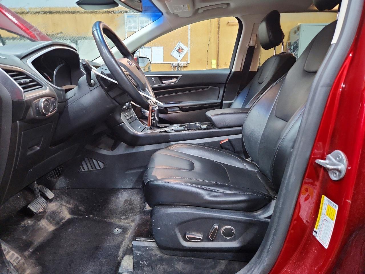 2016 Ford Edge Titanium - Image 7