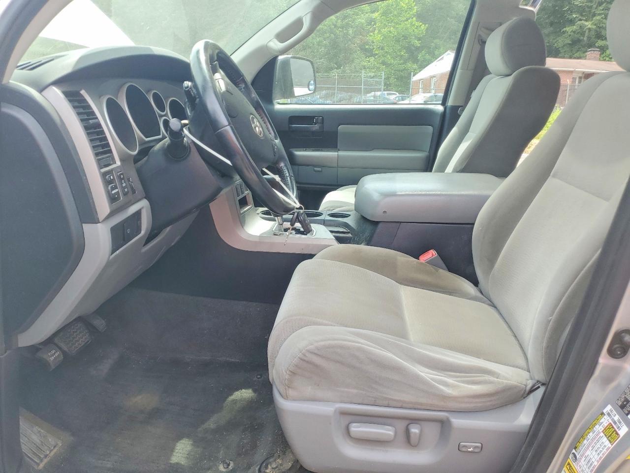 2012 Toyota Sequoia Sr5 - Фото 7
