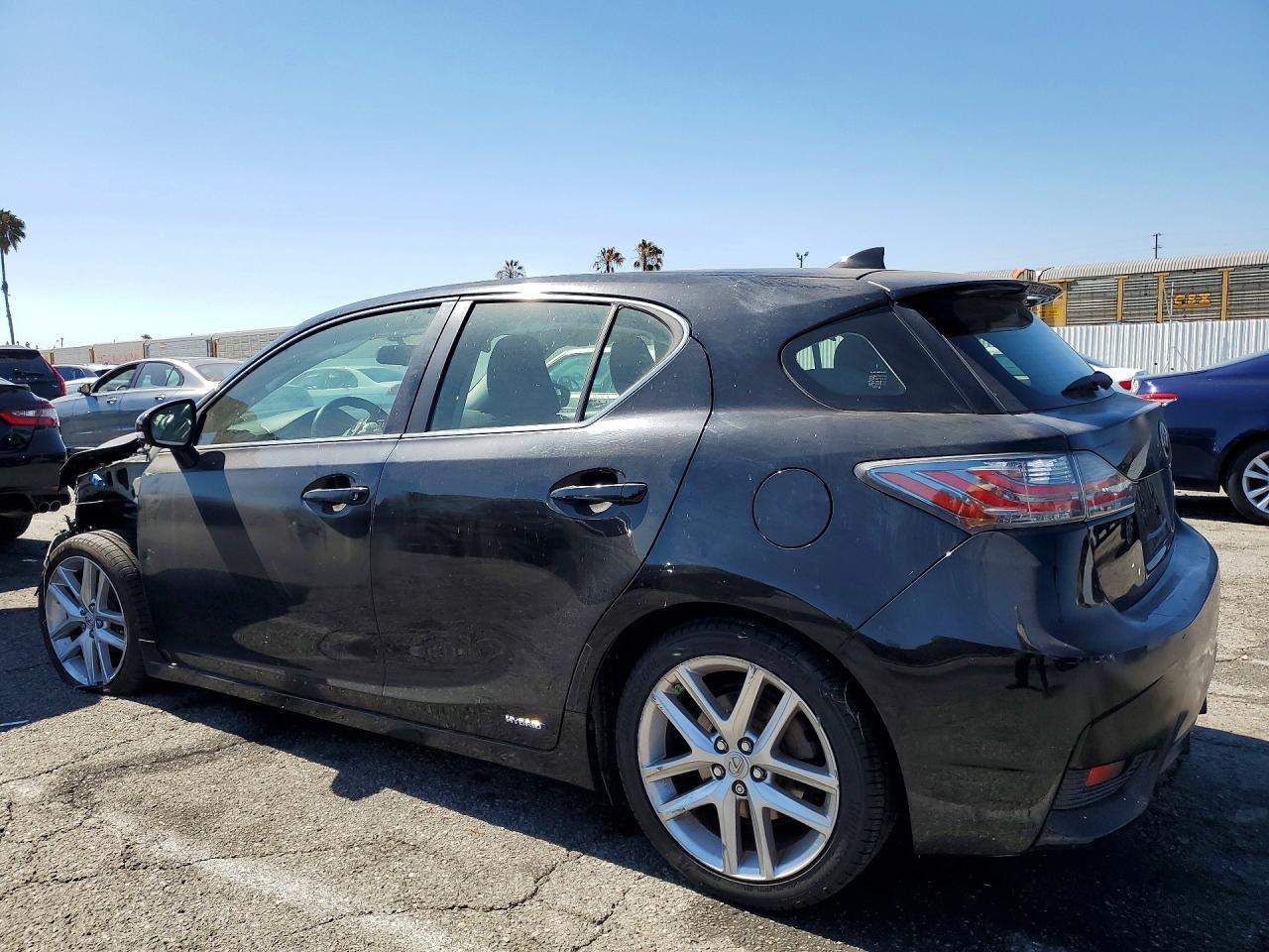 2015 Lexus Ct 200 - Фото 2