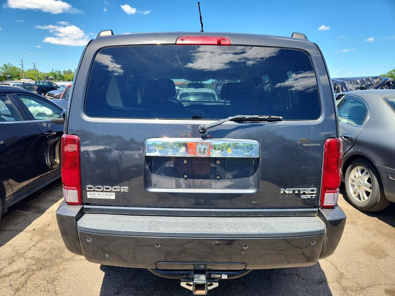 2010 Dodge Nitro Sxt - Image 6