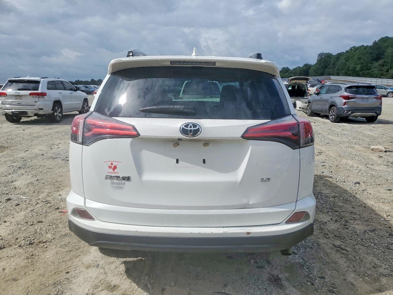 2018 Toyota Rav4 Le - Фото 6