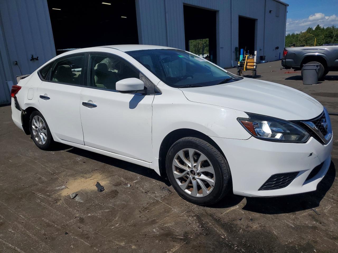 2017 Nissan Sentra S - Image 4