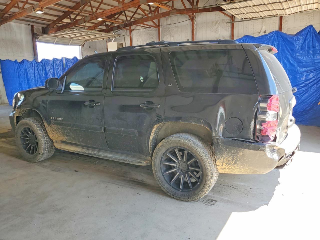 2008 Chevrolet Tahoe C1500 - Image 2