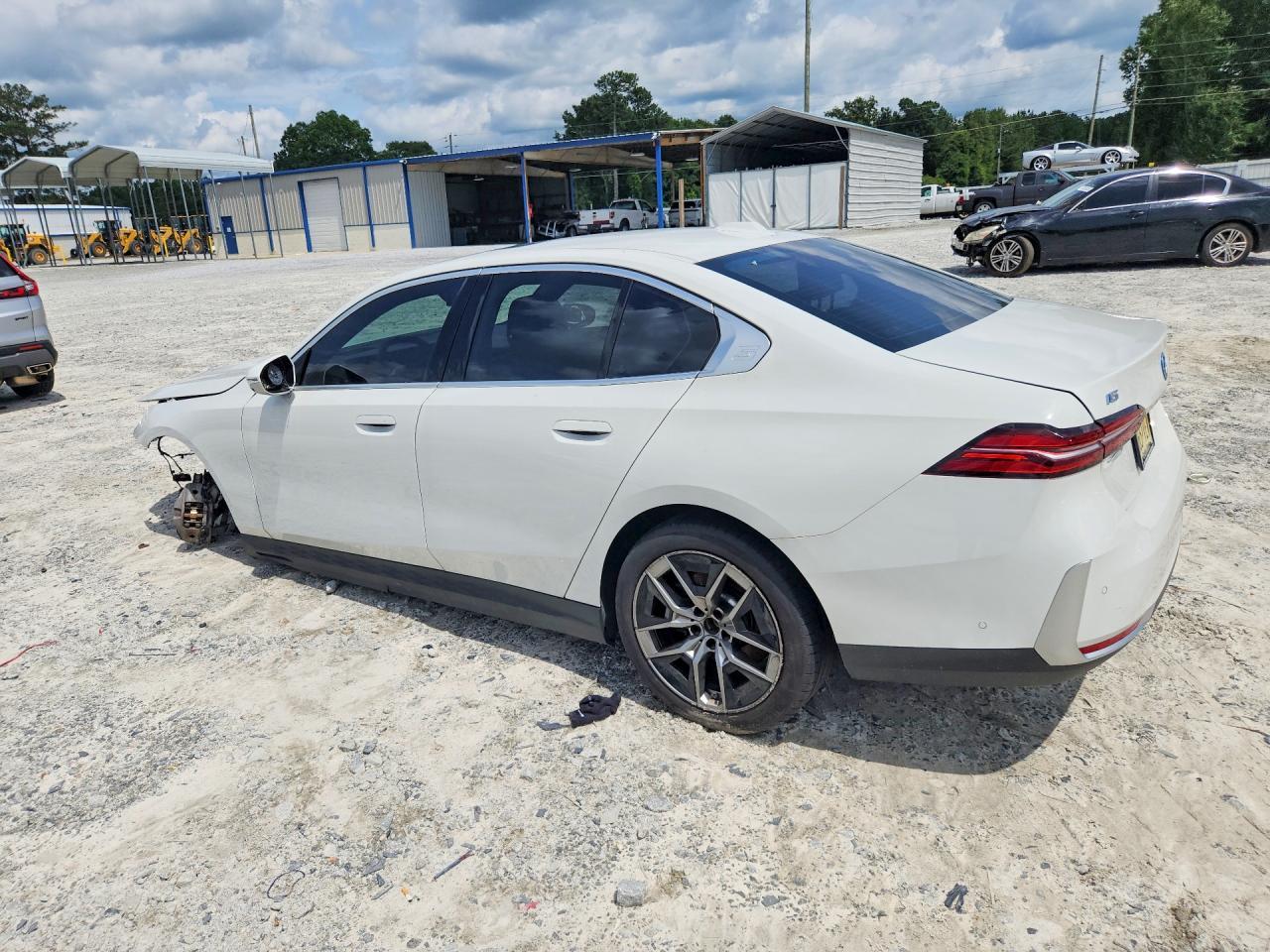 2025 BMW I5 xDrive 40 - Фото 2