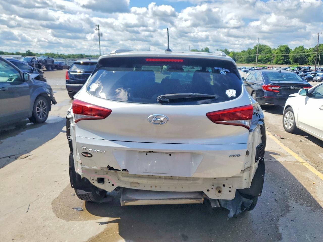 2017 Hyundai Tucson Se - Image 6