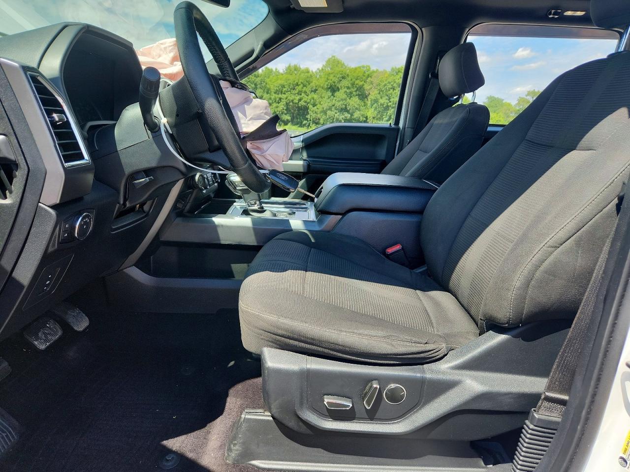 2016 Ford F150 Supercrew - Image 7