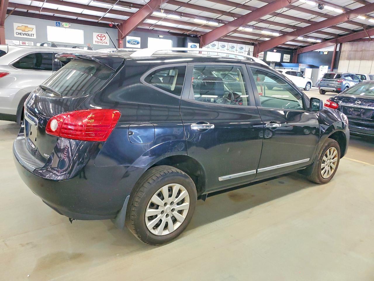 2014 Nissan Rogue Select S - Фото 3