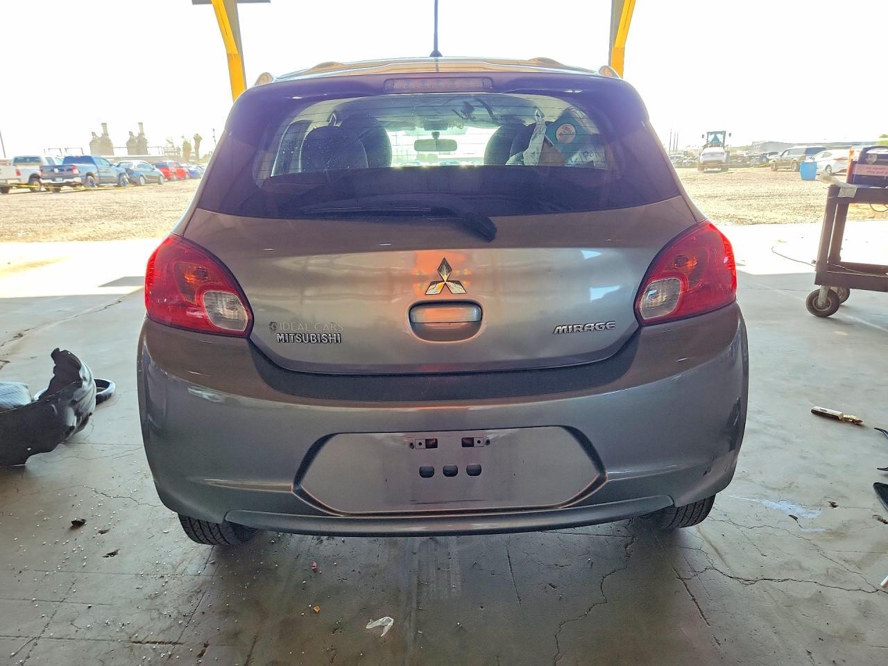 2015 Mitsubishi Mirage De - Фото 6