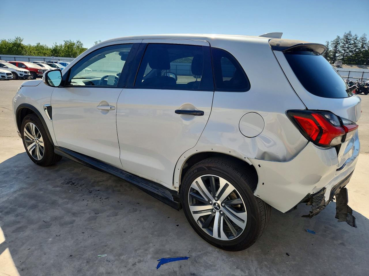 2022 Mitsubishi Outlander Sport Se - Image 2
