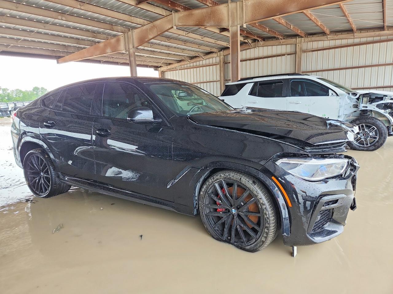 2022 BMW X6 M50I - Фото 4