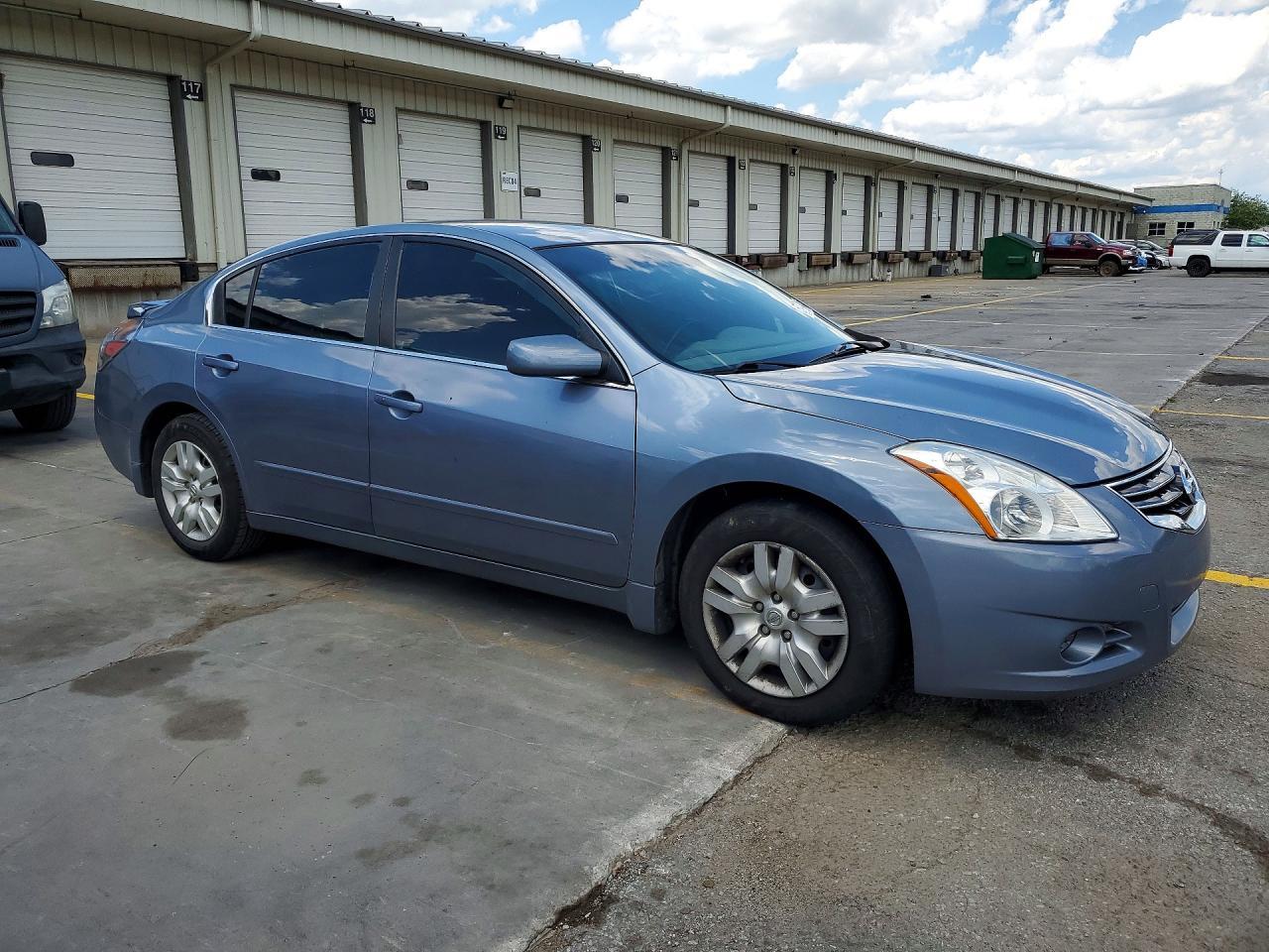 2012 Nissan Altima 2.5 - Image 4