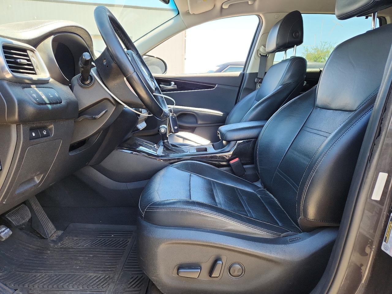 2017 Kia Sorento Ex - Image 7