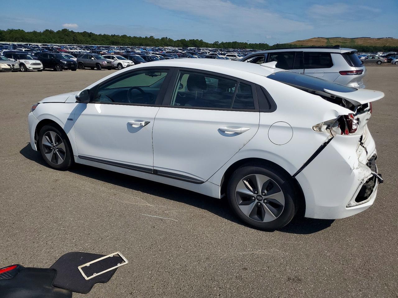 2019 Hyundai Ioniq Electric Base - Image 2
