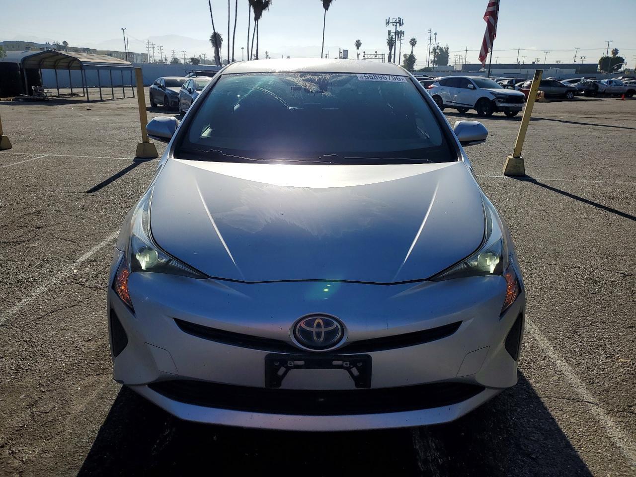 2017 Toyota Prius Two - Image 5
