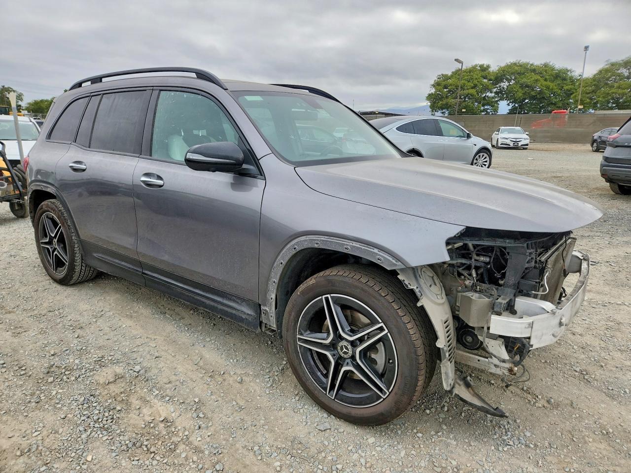2023 Mercedes-Benz Glb 250 - Image 4