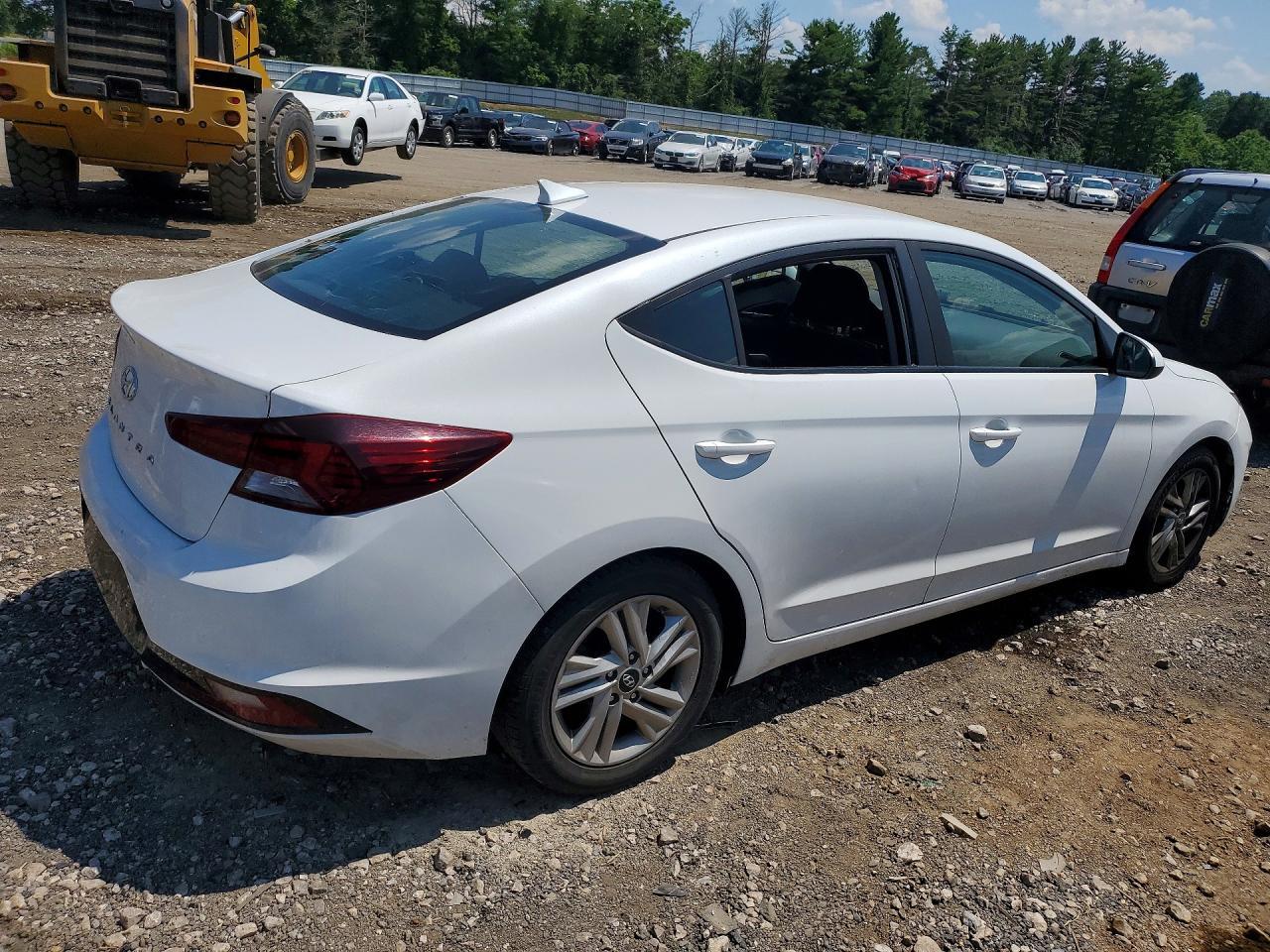 2020 Hyundai Elantra Sel - Image 3