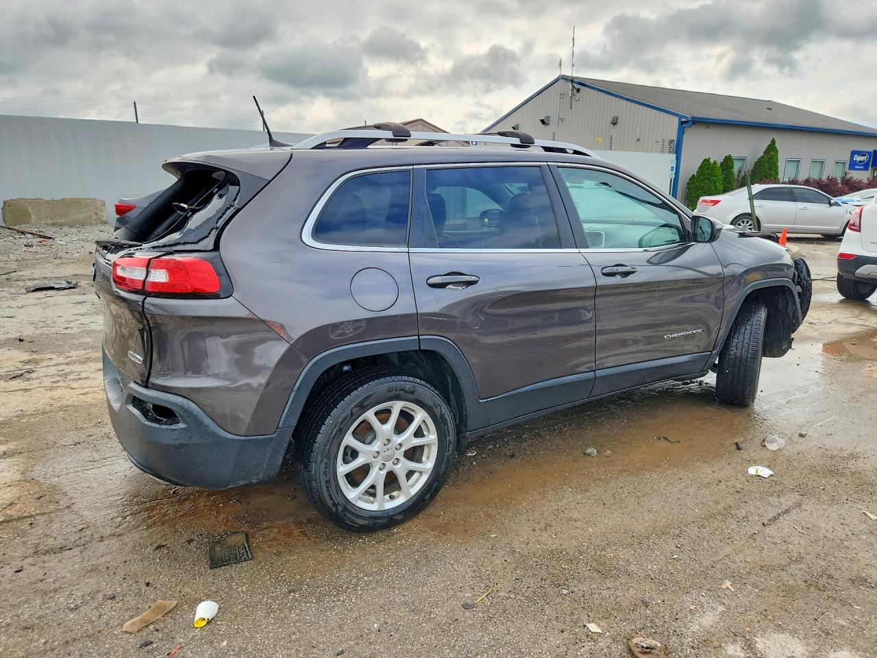 2018 Jeep Cherokee Latitude Plus - Фото 3