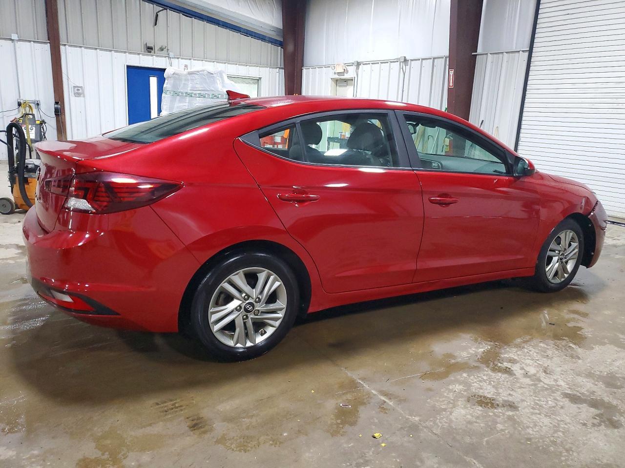 2019 Hyundai Elantra Value Edition - Фото 3