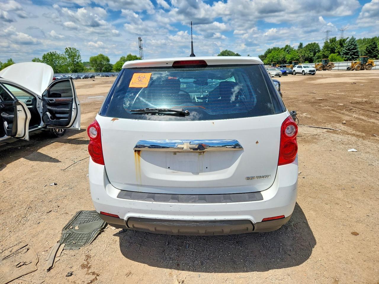 2013 Chevrolet Equinox Ls - Image 6
