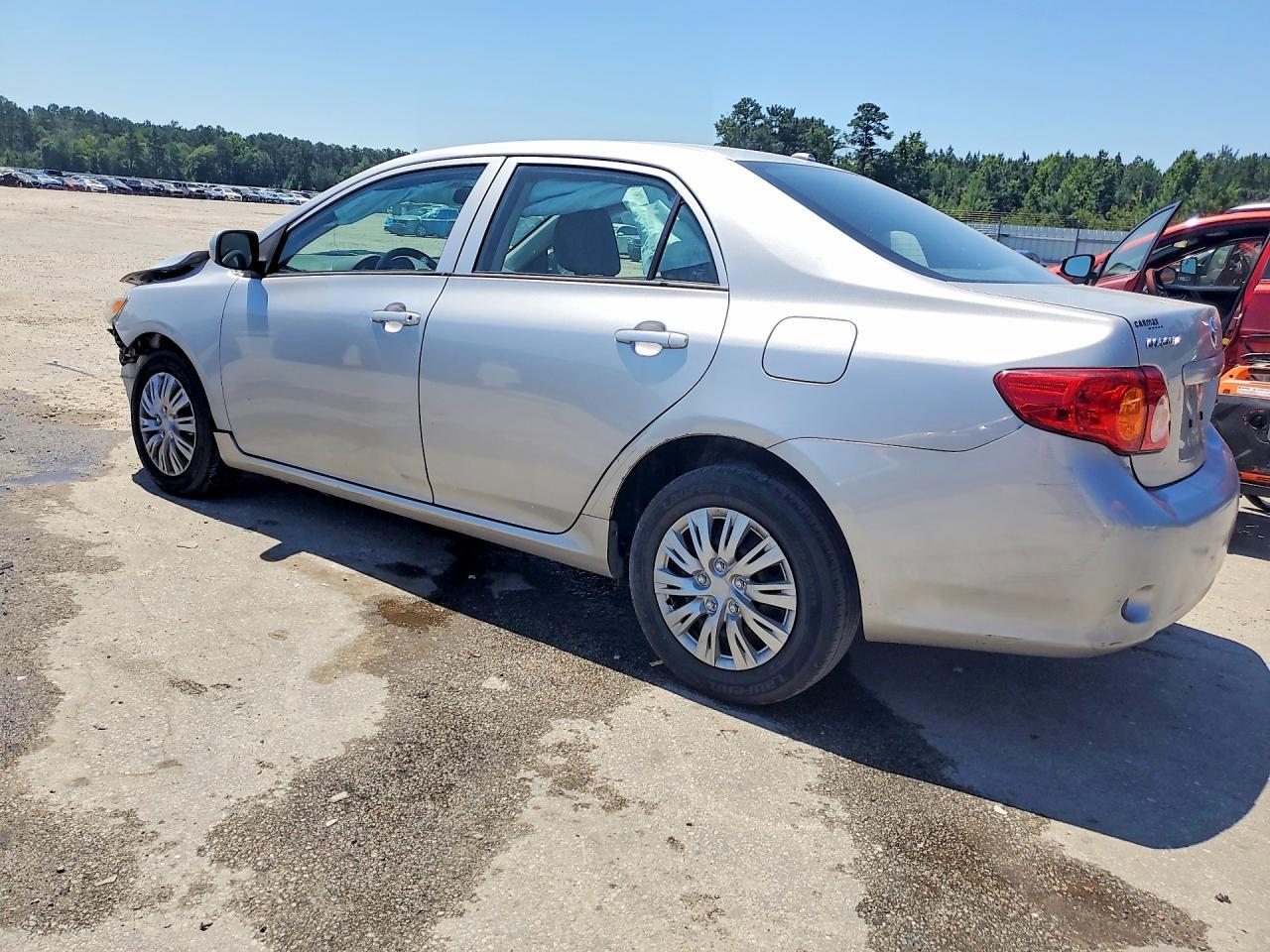 2009 Toyota Corolla Le - Image 2