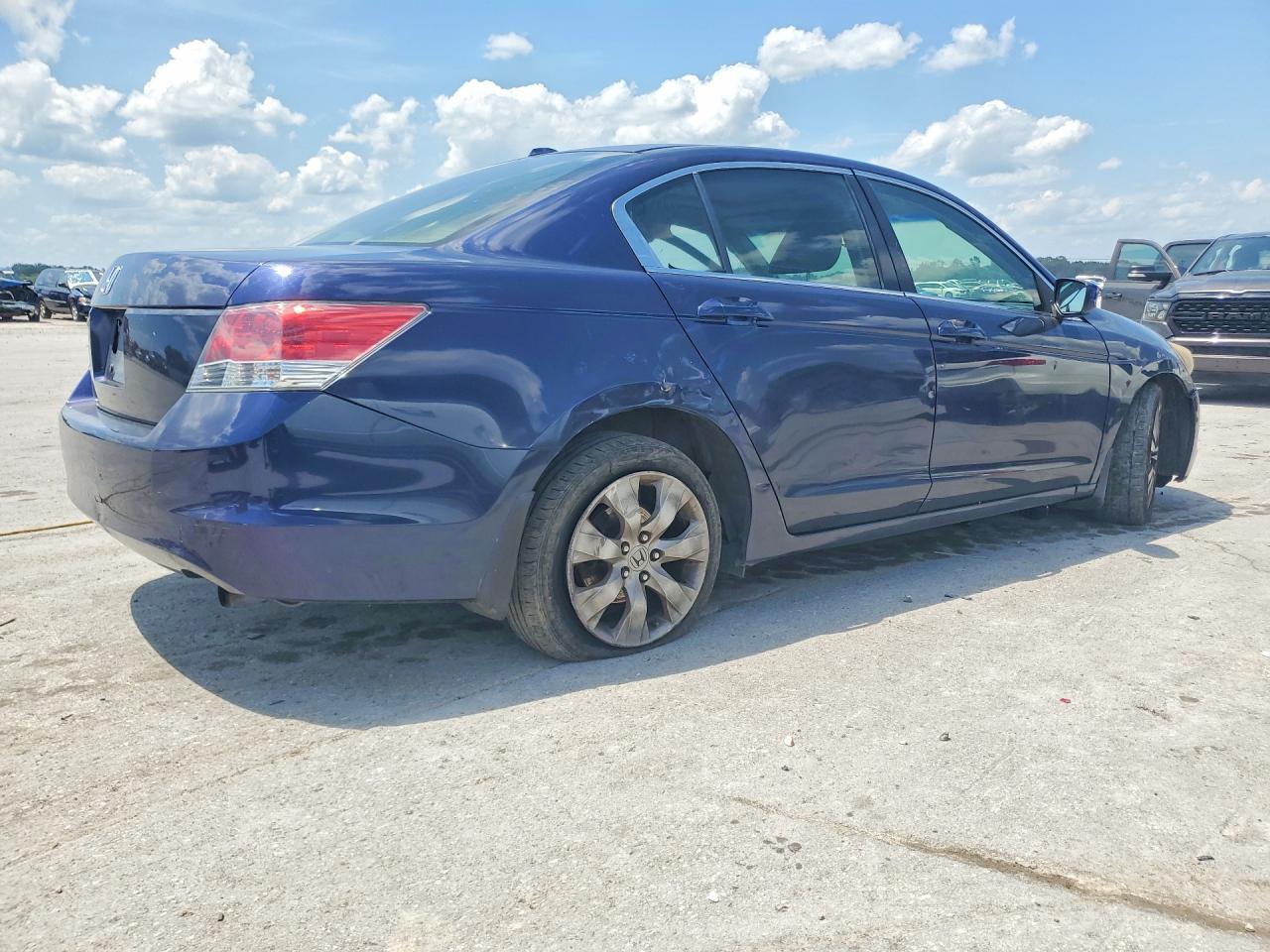 2008 Honda Accord - Image 3