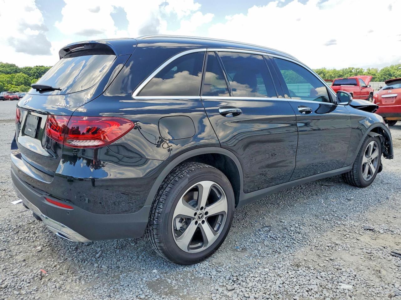 2022 Mercedes-Benz Glc 300 4Matic - Image 3