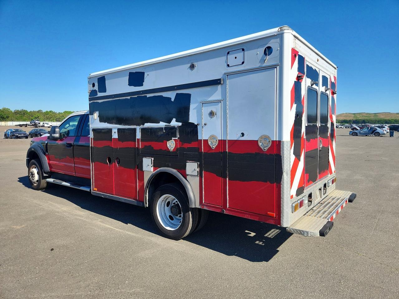 2017 Ford F550 Super Duty - Фото 2