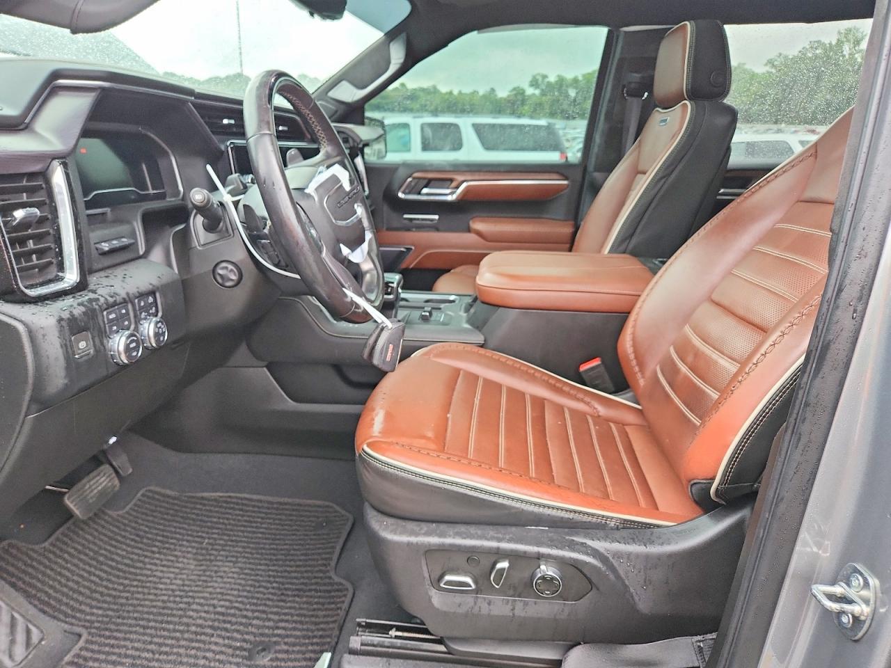 2023 GMC Sierra K1500 Denali Ultimate - Image 7