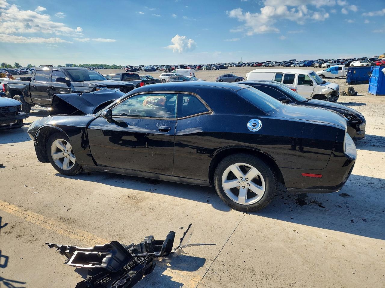 2013 Dodge Challenger Sxt - Фото 2
