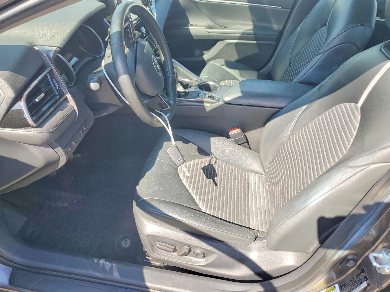 2024 Toyota Camry Se - Image 7