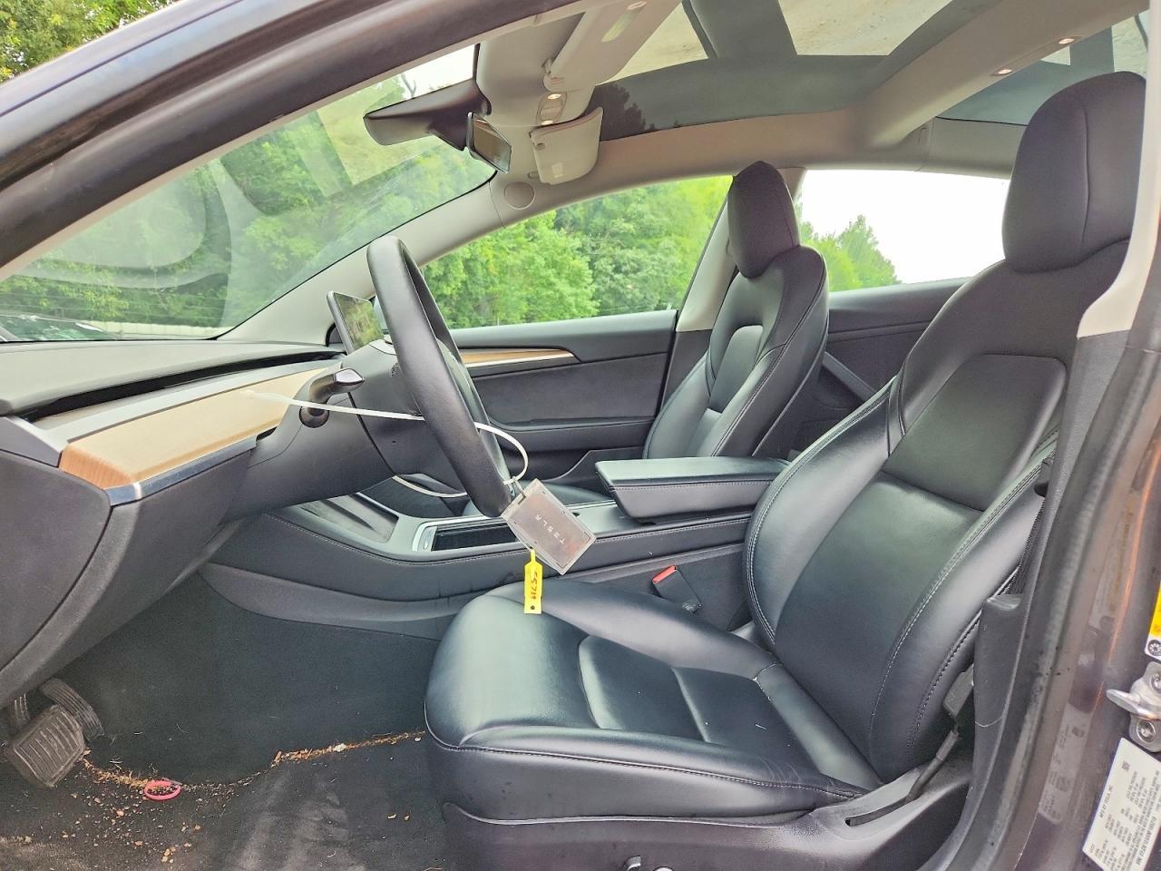 2022 Tesla Model 3 - Фото 7