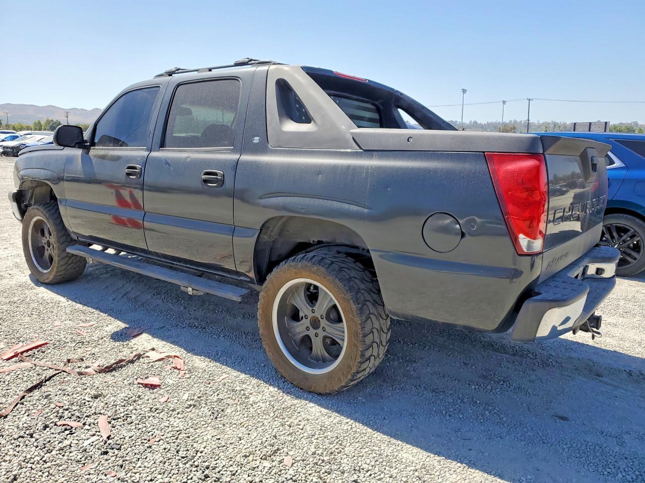 2005 Chevrolet Avalanche C1500 - Фото 2