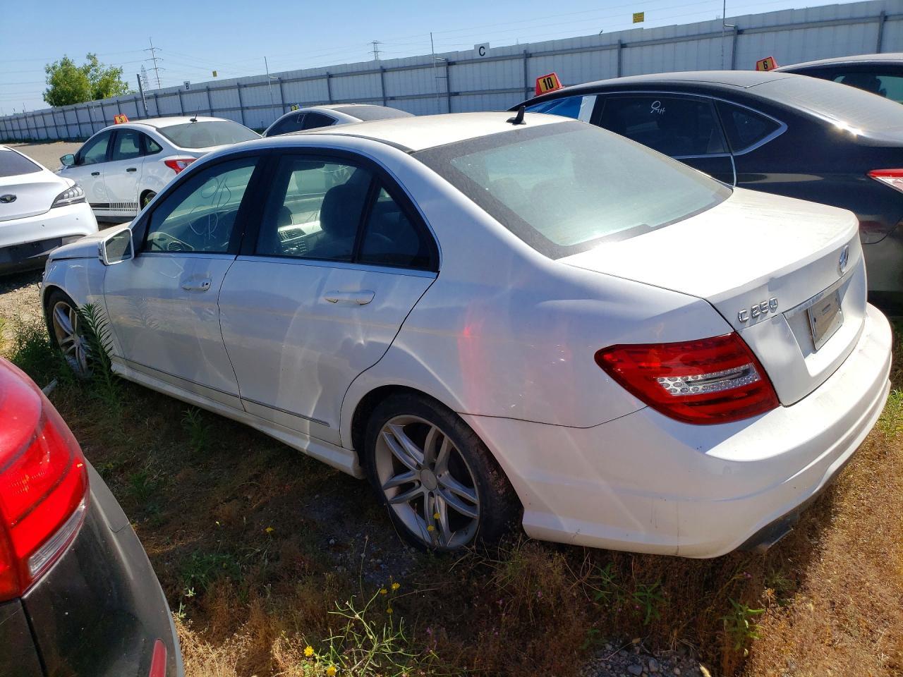 2014 Mercedes-Benz C 250 - Фото 2
