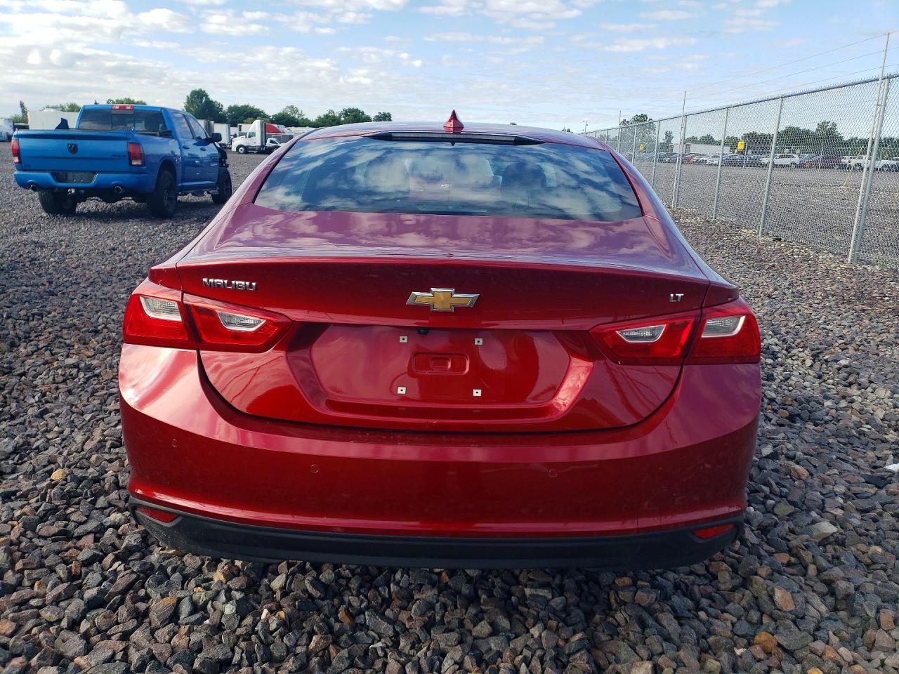 2025 Chevrolet Malibu Lt - Image 6