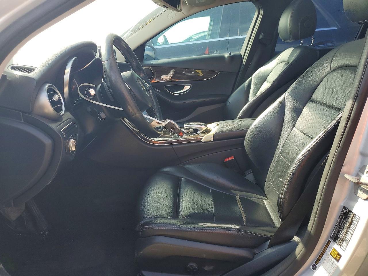2016 Mercedes-Benz C 300 - Image 7