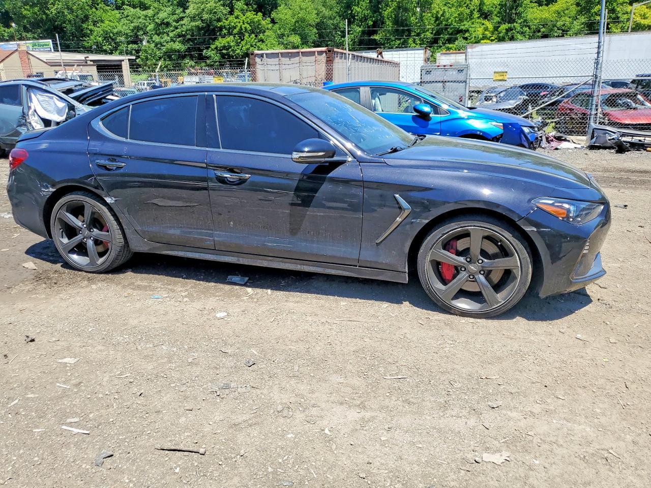2021 Genesis G70 3.3T - Image 4