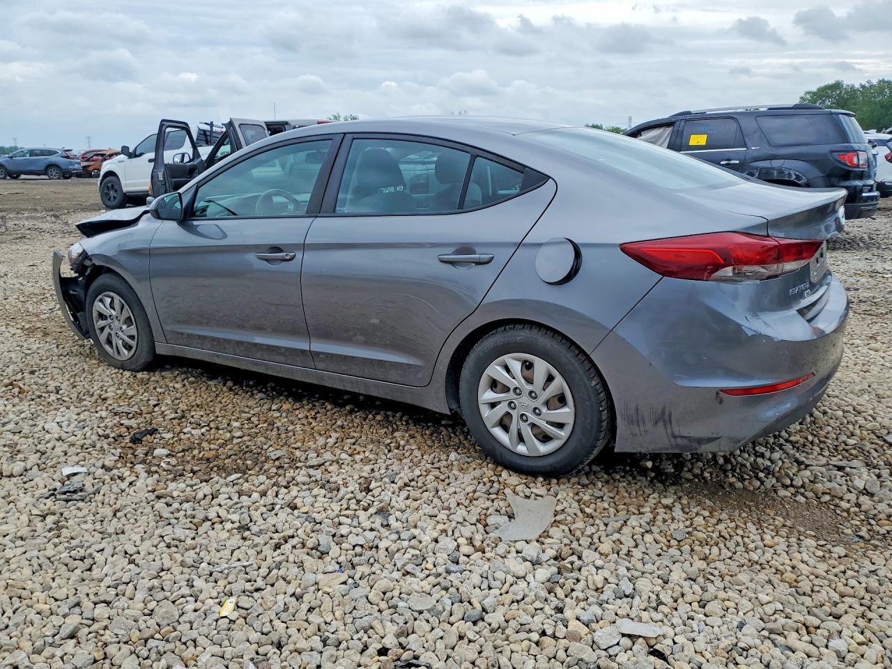 2018 Hyundai Elantra Se - Фото 2