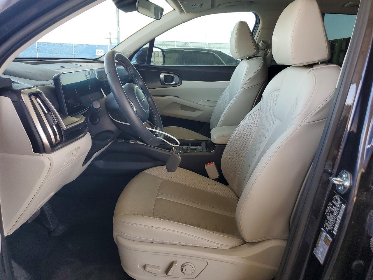 2025 Kia Sorento S - Фото 7