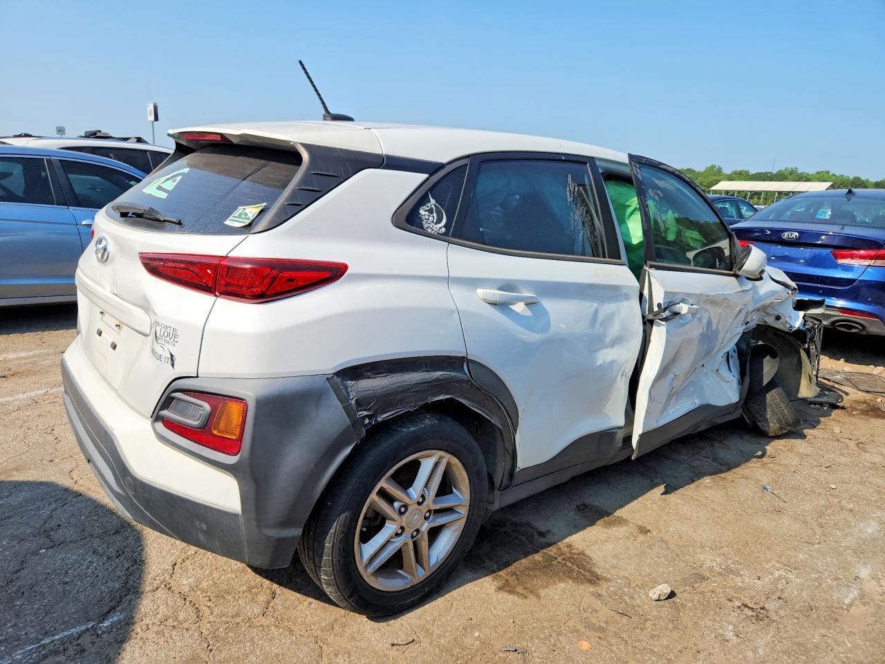 2021 Hyundai Kona Se - Фото 3